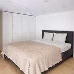Appartamento Modern Loft With Unique Design & River Walk Nearby *