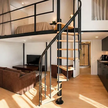 Modern Loft With Unique Design & River Walk Nearby Kaunas