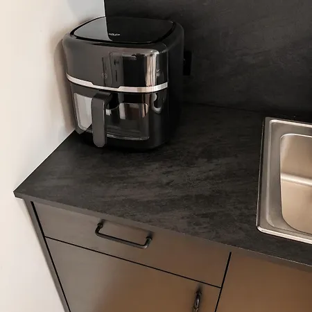 Modern Loft With Unique Design & River Walk Nearby