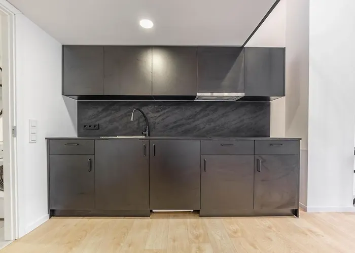 Apartment Modern Loft With Unique Design & River Walk Nearby *