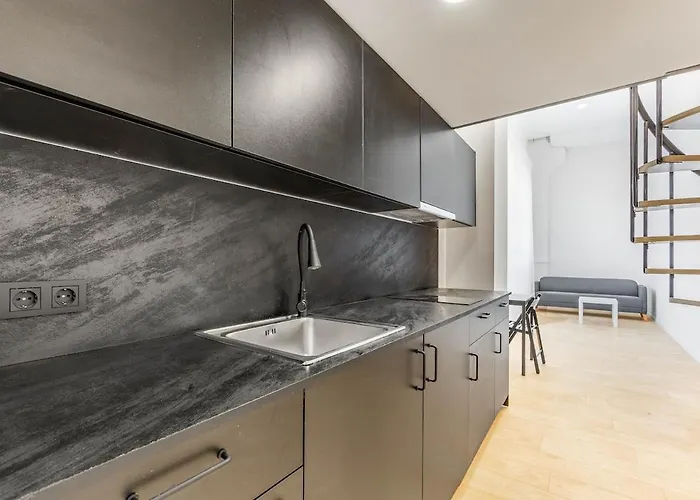 Apartment Modern Loft With Unique Design & River Walk Nearby *