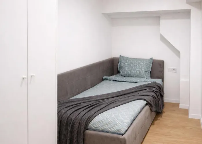 Apartment Modern Loft With Unique Design & River Walk Nearby